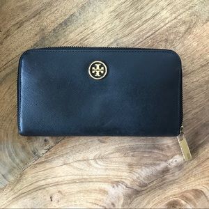 Tory Burch Robinson Continental Zip Wallet